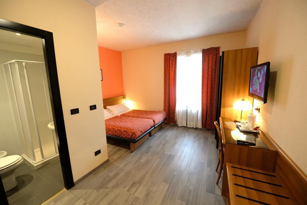 Hotel Europa Genoa Ngoại thất bức ảnh