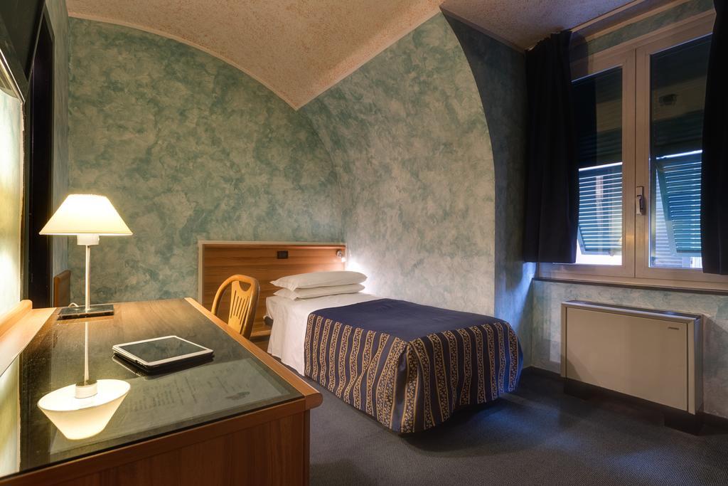 Hotel Europa Genoa Ngoại thất bức ảnh
